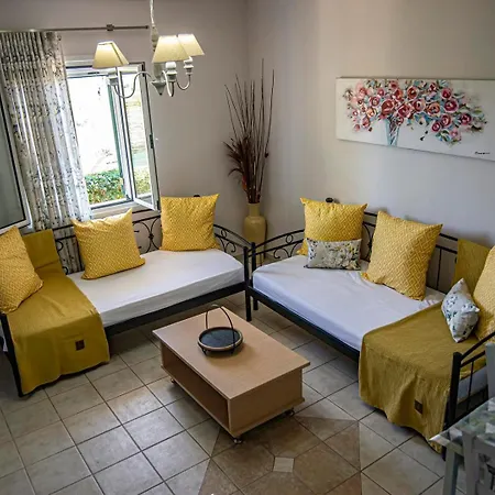 Апартаменты Forti Retreat Rochelle